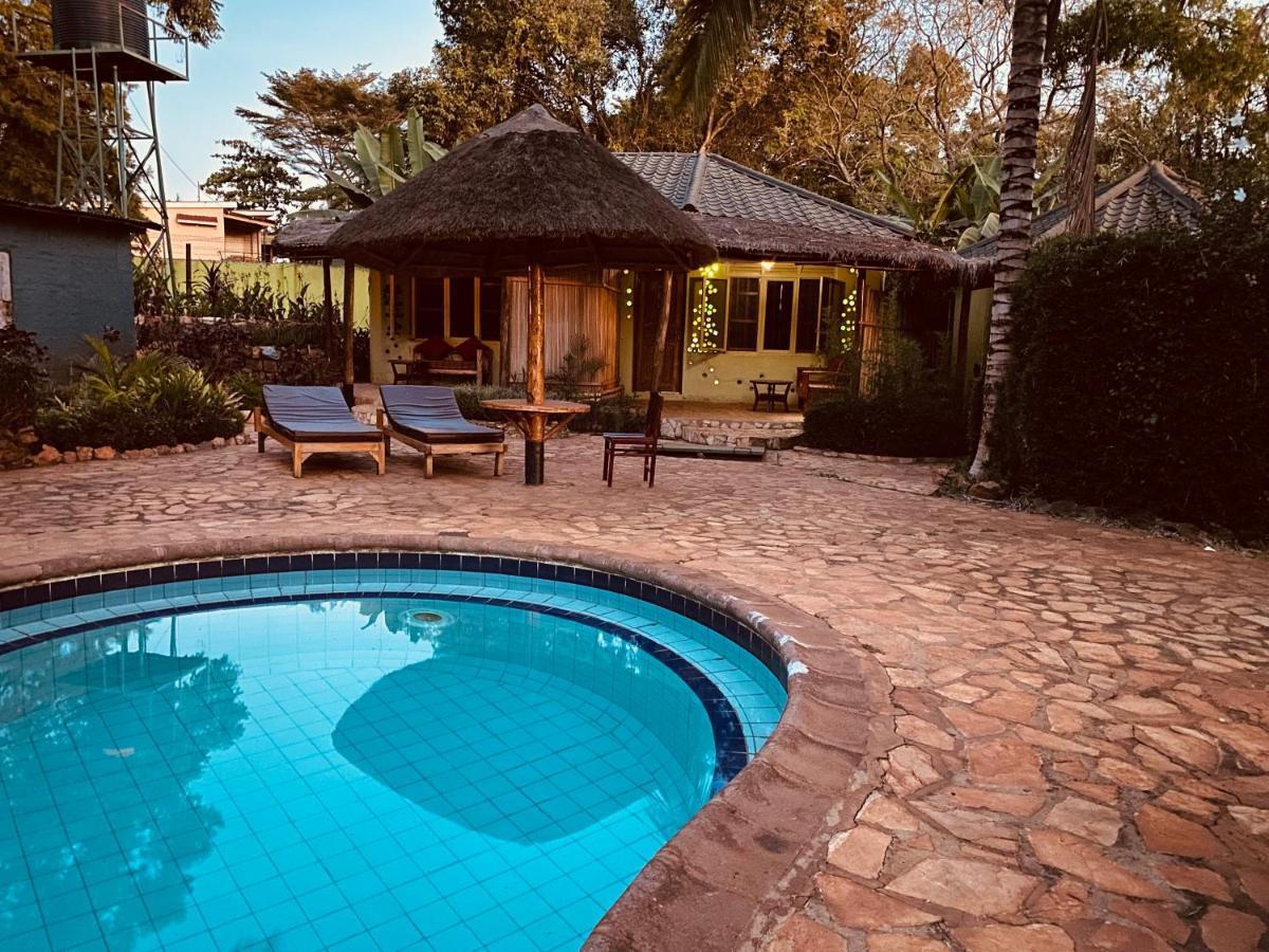 Afro Smile Hotel & Guest House - Jinja Luaran gambar