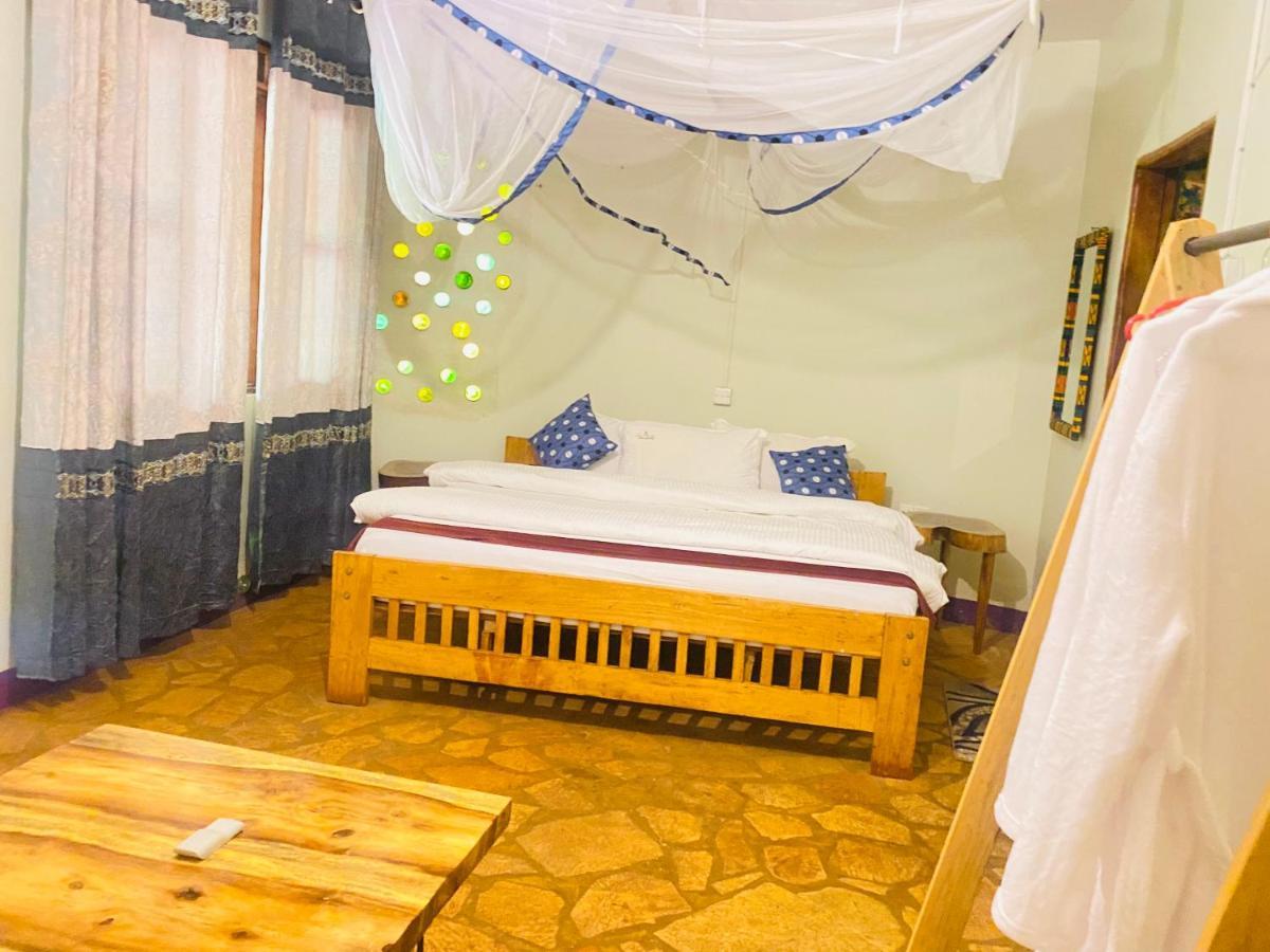 Afro Smile Hotel & Guest House - Jinja Luaran gambar